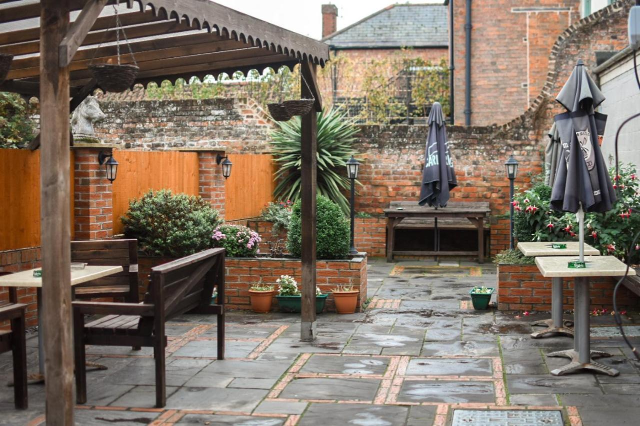 فندق The Crown And Woolpack Long Sutton  المظهر الخارجي الصورة