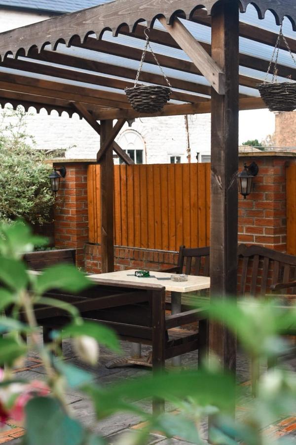 فندق The Crown And Woolpack Long Sutton  المظهر الخارجي الصورة