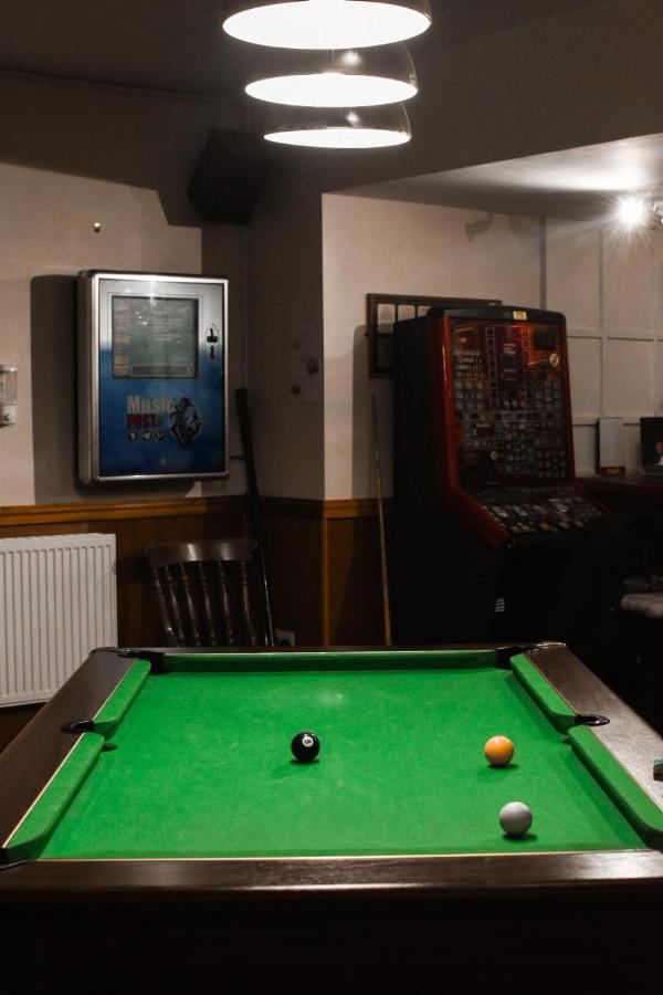 فندق The Crown And Woolpack Long Sutton  المظهر الخارجي الصورة